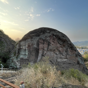 连吃醋的资格都名不正言不顺