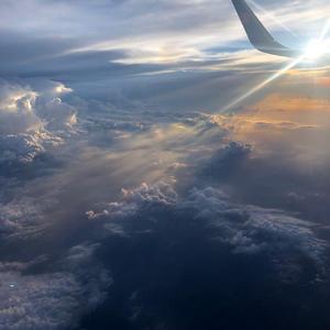 爱如潮水+他+独行侠