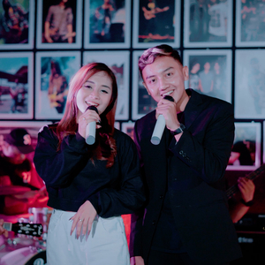 Cintaku (Dalam Sepiku Kaulah Candaku)