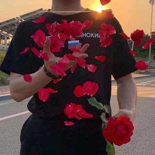 街角那家花店已经很久没有开了