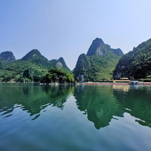 海边日出