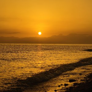 XIANG YA RE LUO(混版)（万玛 remix）