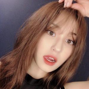 Outta my head（翻自 Somi）