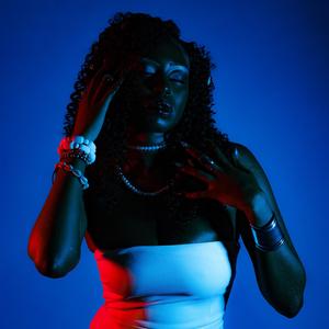 Amua (feat. YAH LISTEN)