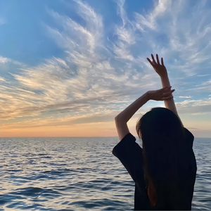 真诚且热烈的爱一个人