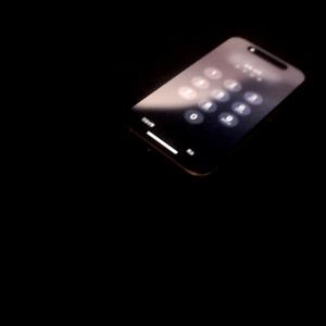 내 핸드폰 비밀번호는 아직 네 생일이야