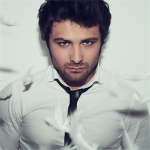 Días (feat. Don Konstante)