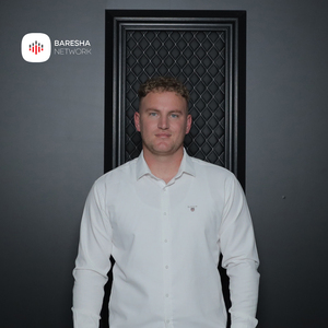 Dasma e madhe / T'kisha me u ba flutur / Kush po vjen me temena