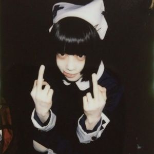 “I don't give a ****”BOBBYNOPEACE×jinjibewater