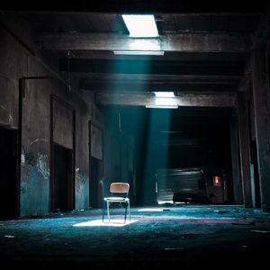 浴室(2019 Reprise)