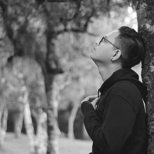 Puisi Tak Ingin Usai