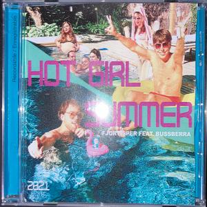 HOT GIRL SUMMER (feat. Bussberra)