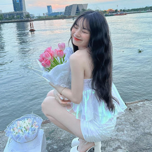 ລັກລອບເບິ່ງ