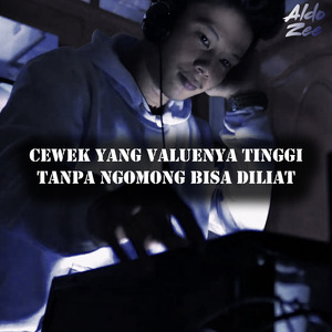 Cewek Yang Valuenya Tinggi Tanpa Ngomong Bisa Diliat