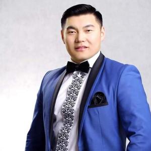 Ээжээ хүү нь очлоо Eejee khuu ni ochloo