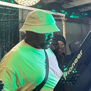 Africa (feat. garland & Moscow Dollar)