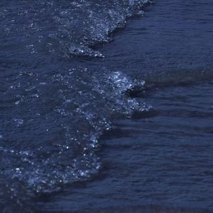 帶我離開（Take Me Away）