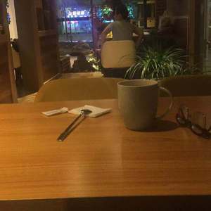 酒吧叙事体（翻自 肖晨）