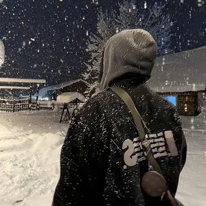 借屋檐雨温习你名