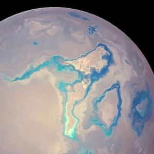 我 不 需 要 被 别 人 拯 救 也 不 想 拯 救 别 人 ^.^