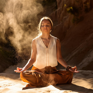 Felicidad De Meditación Melódica