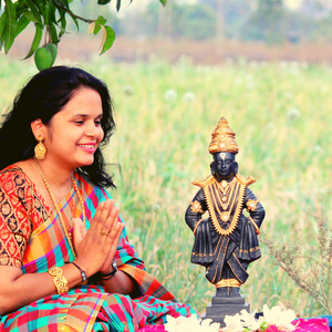 Tum Suno Dayal Mahari Arji...Divine and Humble Request of Meerabai (Shabad)