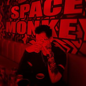 和我比帅你必败