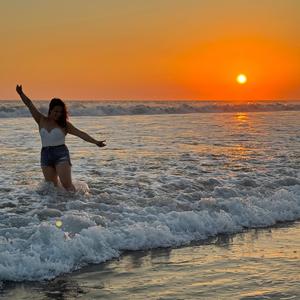 Volando Bajo Un Cielo Azul (feat. Edilson Abdiel)