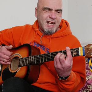 Мир і війна (акустика)