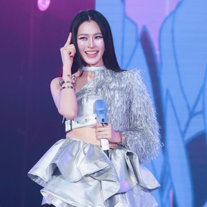 สายตาหลอกกันไม่ได้ (Eyes don't lie)-00K&Ink