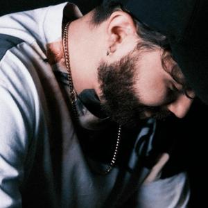 Sahnelerde Büyüdüm