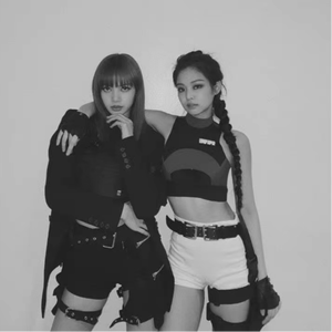 Ain't My Fault（LISA&JENNIE完整）