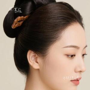 木梳理云鬓