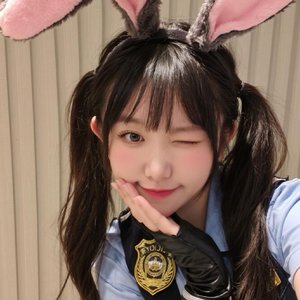 幸福咬一口糖
