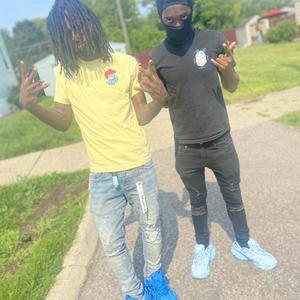 Latest Fashion (feat. RiichDeno)