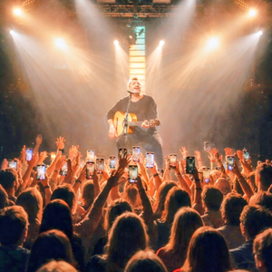 BİR ŞARKIM VAR HABERİ OLSUN