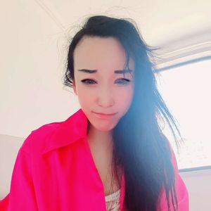 吻我睫毛上的雨