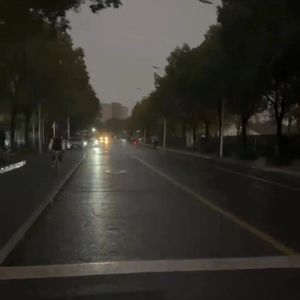 爱留在雨夜（prod.Yn1Jaspr）