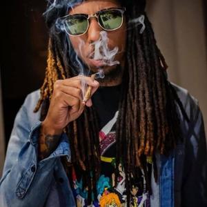 Stay High (feat. Ambitious Joe & Bl8)