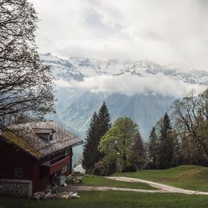 孤身走天涯（钢琴曲）