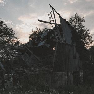 hold the applause (feat. Sewerperson)