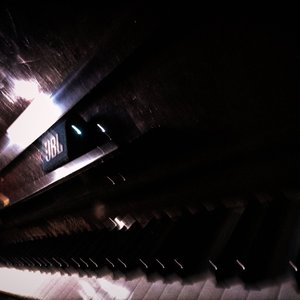 你要跳舞，我的小伯爵F（翻自 莫扎特的耳朵）