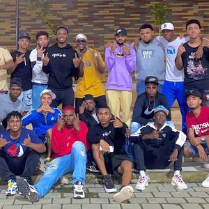 La Tierra Del Sol (feat. Elian barrios, Alex la mente, Valoyex, Victor M, Lord H & Amiguiru)