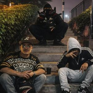 Feliz Navidad (feat. JodeeraMusic, Ihumar Montana, Fabrizzio La Presion & Mangel Real Calle)