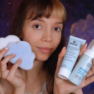 Mousse Nettoyante Et Brosse À Picots