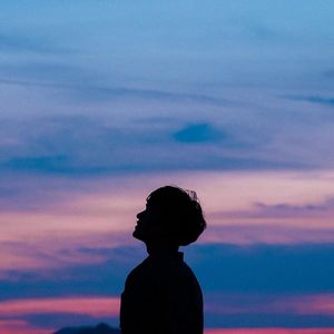 想和你在一起 伴奏