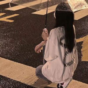 为情爱留了一身伤痕