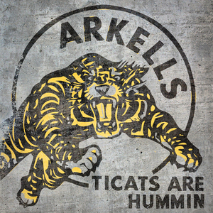 Ticats Are Hummin