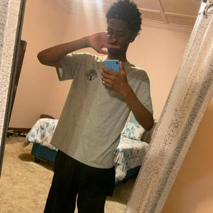 Khrome Heartz (feat. vamphail3y)