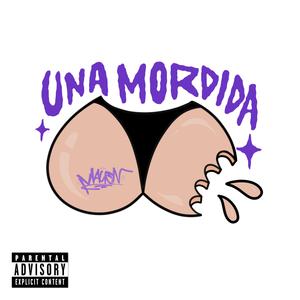 UNA MORDIDA